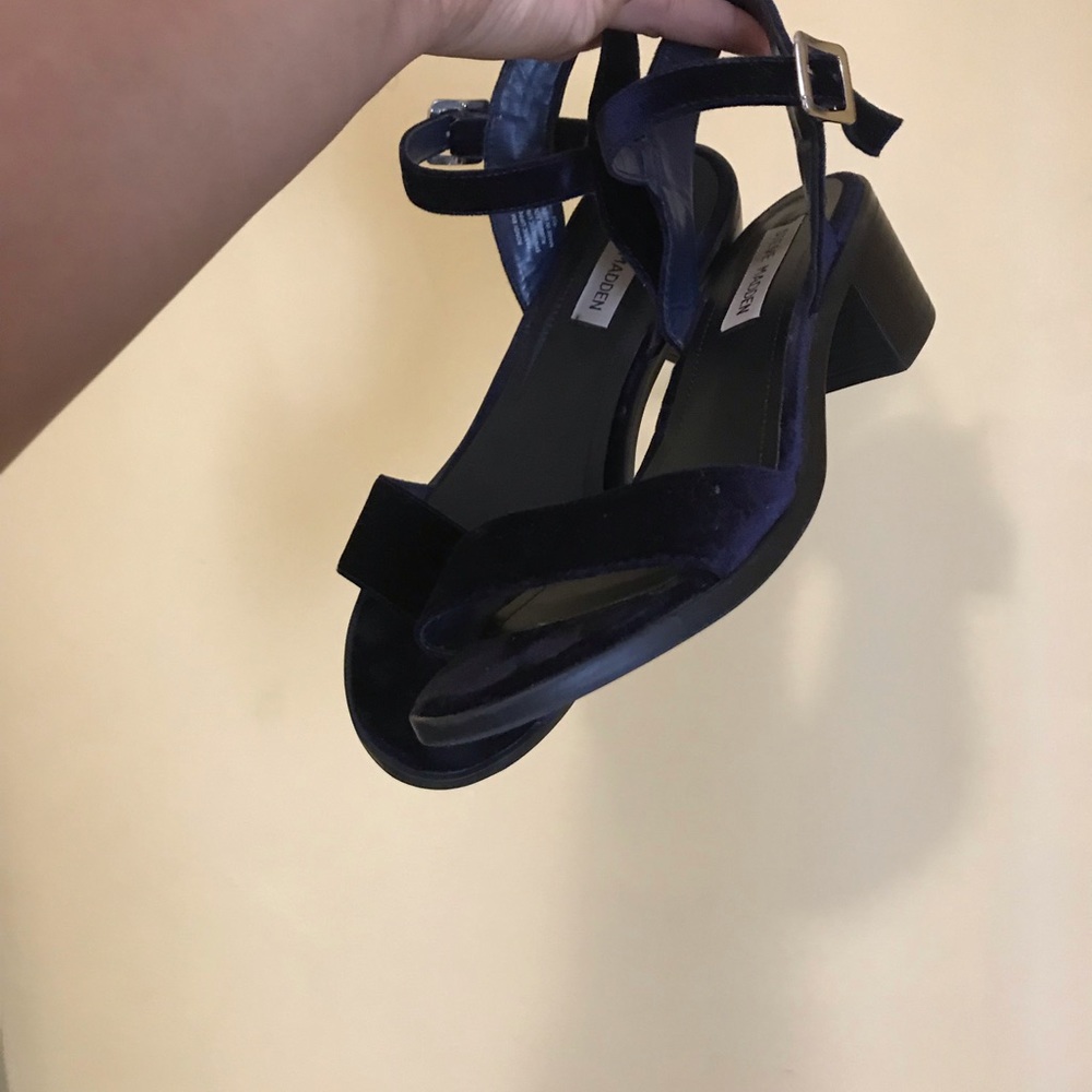 Velvet sandals - Picture 4 of 6